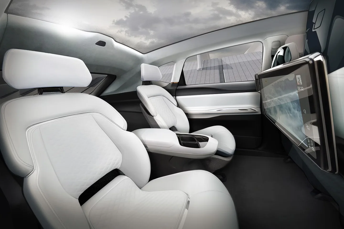 Chrysler Airflow Concept’in arka koltukları, yolcu ekranları ve cam tavanı