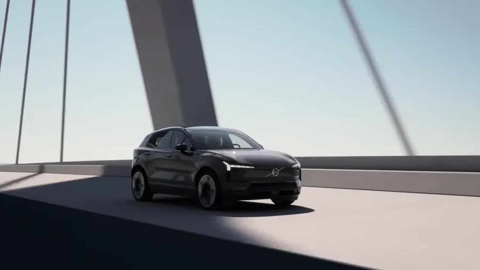 Onyx Siyah Volvo EX30 ön üç çeyrek görünümü