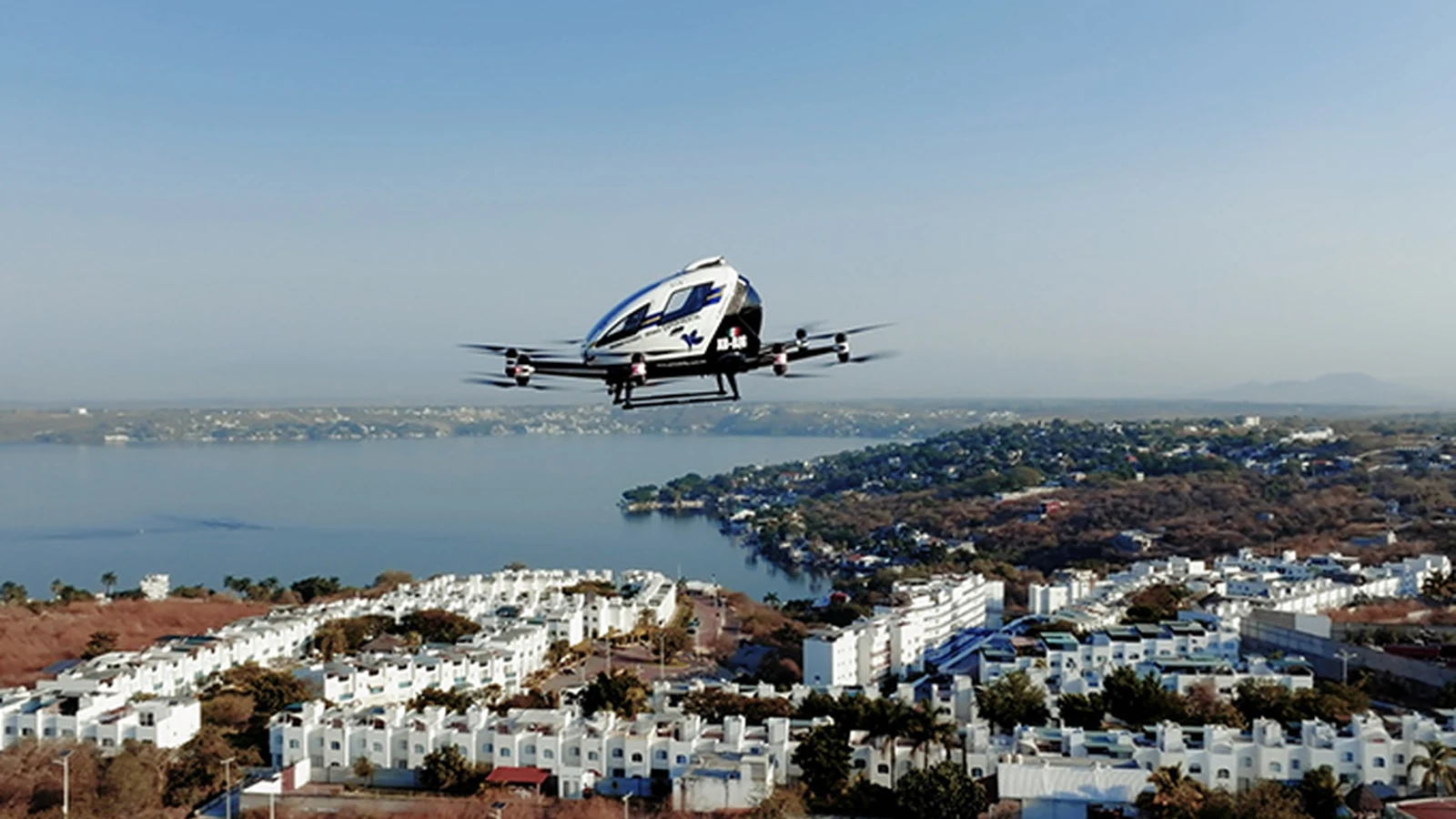 EHang EH216-S pilotsuz elektrikli hava aracı uçuşta