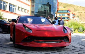 Gümüşhane Üniversitesi %95’i Yerli Üretim Olan Elektrikli Otomobile TOMARA Adını Verdi Gümüşhane Üniversitesi %95'i Yerli Üretim Olan Elektrikli Otomobile TOMARA Adını Verdi