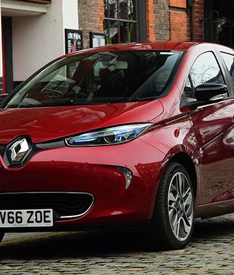 İngiltere’de En Hızlı Satan Elektrikli Araba: Renault Zoe İngiltere’de En Hızlı Satan Elektrikli Araba: Renault Zoe